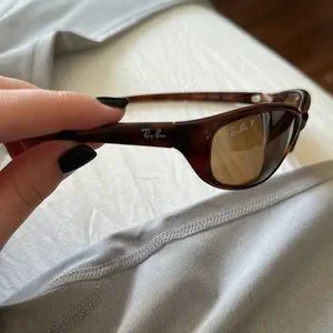 These vintage RayBans are great! They have some small scratches, good condition. Vintage Ray-Ban sunglasses have been the epitome of cool for  main image 4